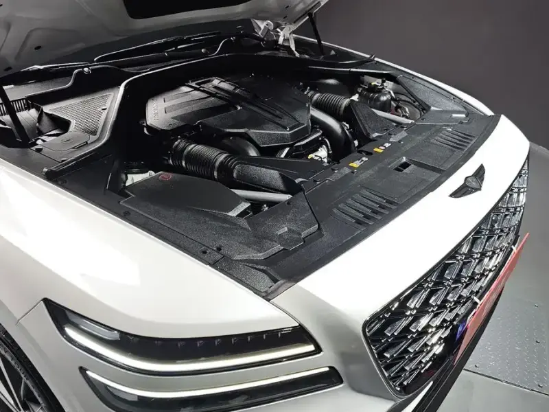2023 Genesis GV80 с пробегом 34 152 км