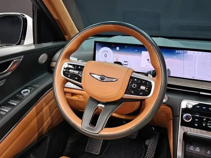 2023 Genesis GV80 с пробегом 34 152 км
