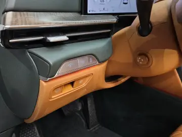 2023 Genesis GV80 с пробегом 34 152 км