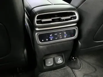 2023 Genesis GV80 с пробегом 24 517 км