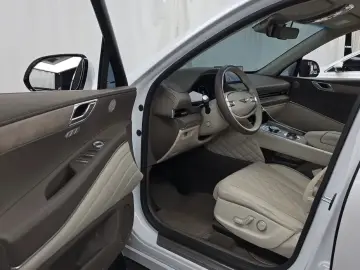 2023 Genesis GV80 с пробегом 59 033 км