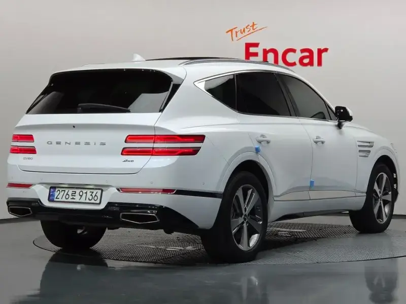2023 Genesis GV80 с пробегом 40 956 км
