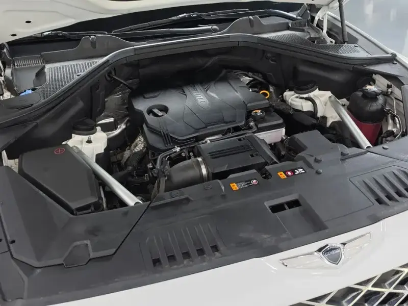2023 Genesis GV80 с пробегом 40 956 км