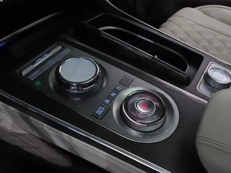 2023 Genesis GV80 с пробегом 40 956 км