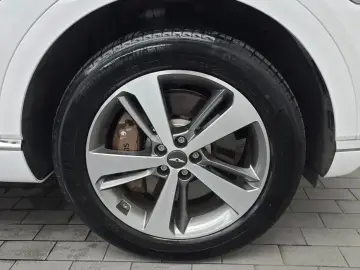 2023 Genesis GV80 с пробегом 59 033 км