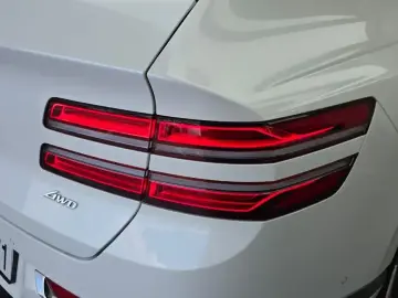 2023 Genesis GV80 с пробегом 59 033 км