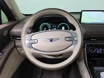 2023 Genesis GV80 с пробегом 40 956 км