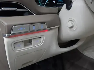 2023 Genesis GV80 с пробегом 40 956 км
