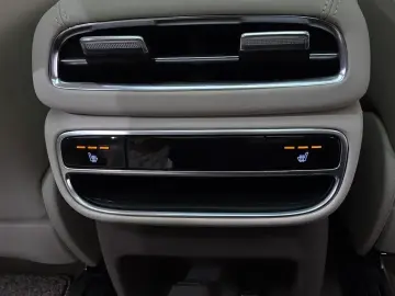 2023 Genesis GV80 с пробегом 40 956 км