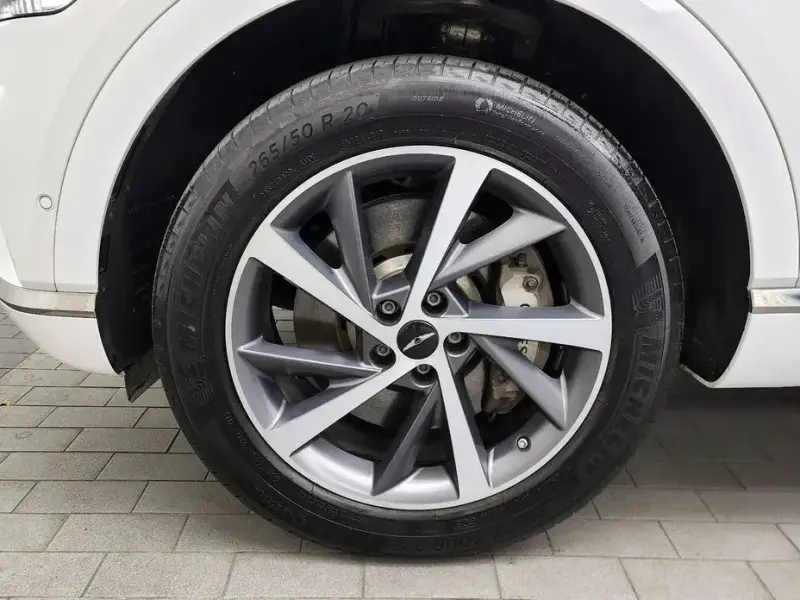 2023 Genesis GV80 с пробегом 53 799 км