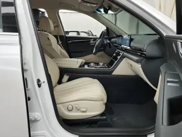 2023 Genesis GV80 с пробегом 53 799 км