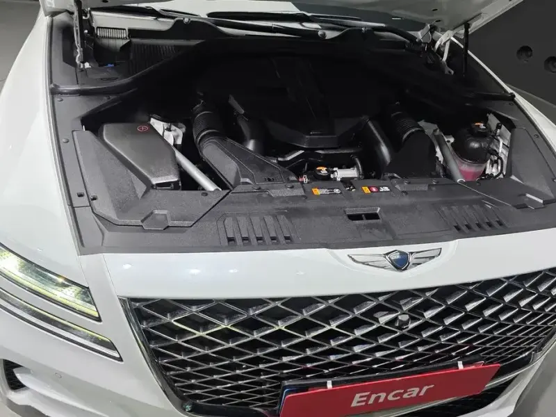 2023 Genesis GV80 с пробегом 77 339 км