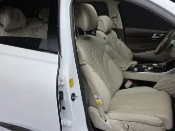 2023 Genesis GV80 с пробегом 77 339 км