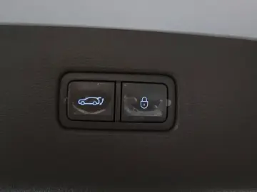 2023 Genesis GV80 с пробегом 77 339 км