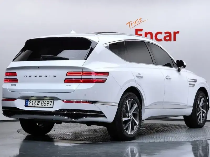 2023 Genesis GV80 с пробегом 45 638 км