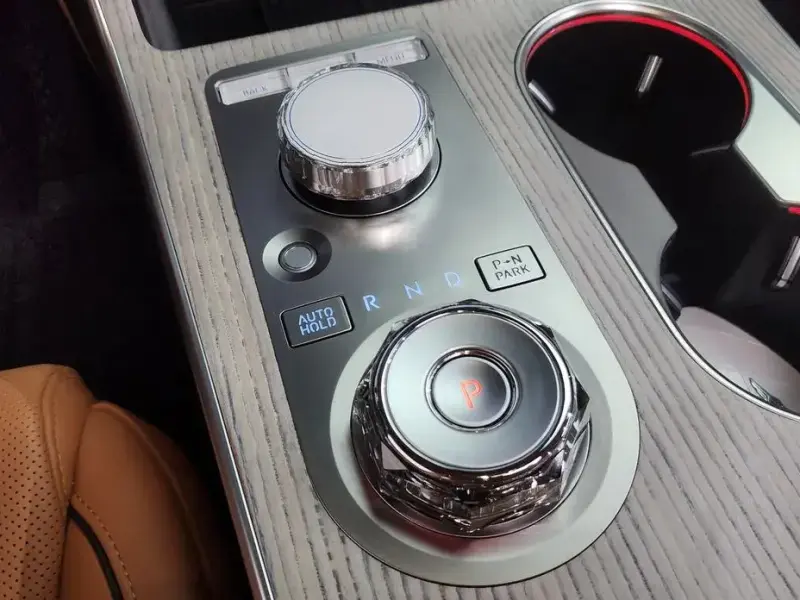 2023 Genesis GV80 с пробегом 45 638 км