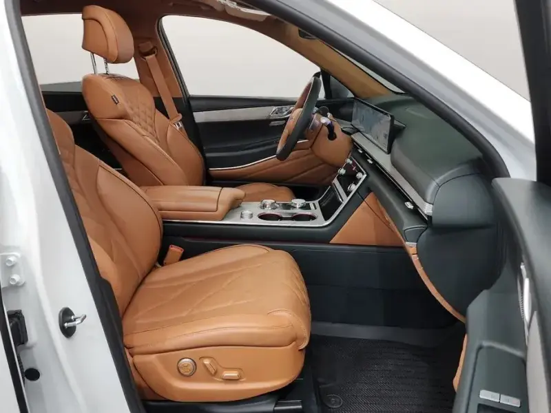 2023 Genesis GV80 с пробегом 45 638 км