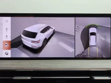 2023 Genesis GV80 с пробегом 45 638 км