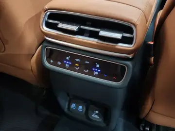 2023 Genesis GV80 с пробегом 45 638 км