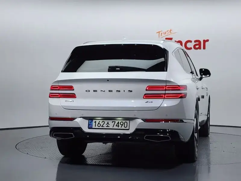 2023 Genesis GV80 с пробегом 79 371 км