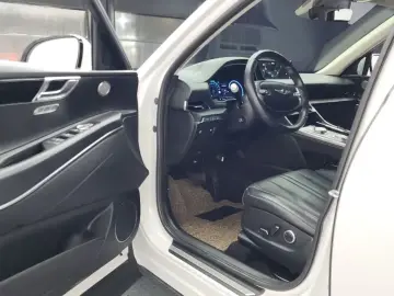 2023 Genesis GV80 с пробегом 79 371 км