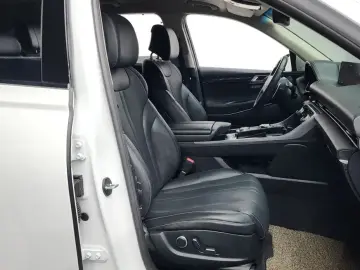 2023 Genesis GV80 с пробегом 79 371 км