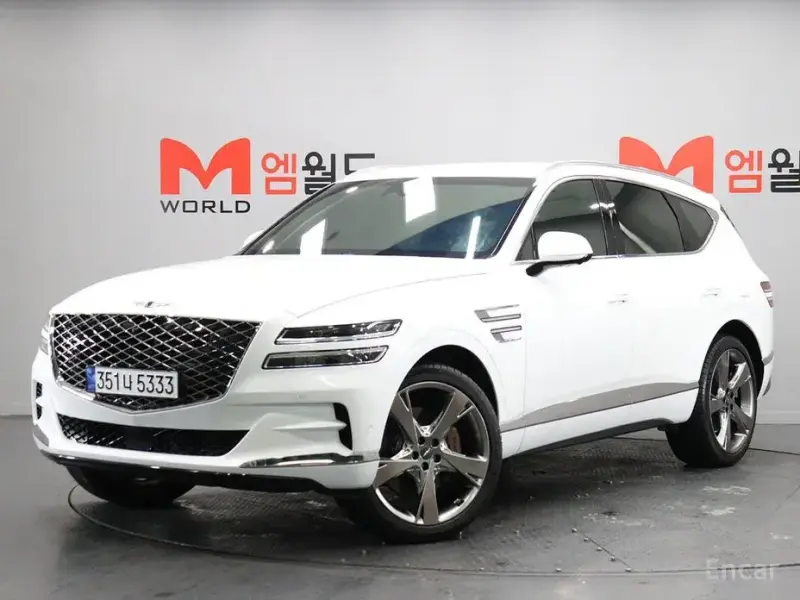 2023 Genesis GV80 с пробегом 23 052 км