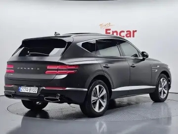 2023 Genesis GV80 с пробегом 28 477 км