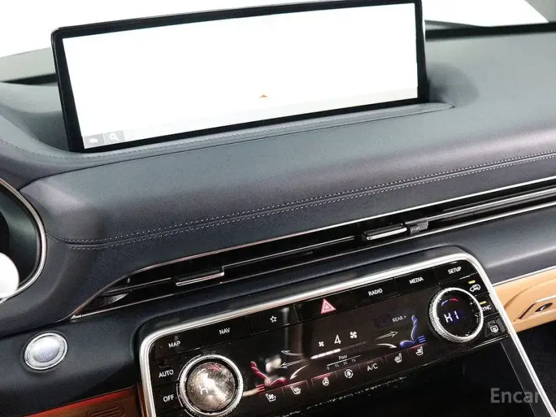 2023 Genesis GV80 с пробегом 23 052 км