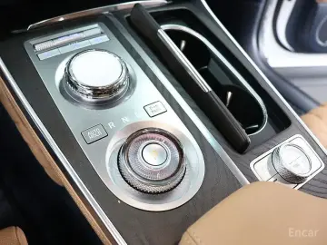 2023 Genesis GV80 с пробегом 23 052 км