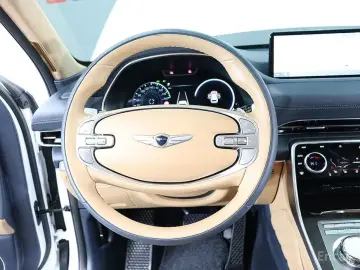 2023 Genesis GV80 с пробегом 23 052 км
