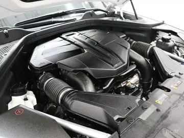 2023 Genesis GV80 с пробегом 23 052 км