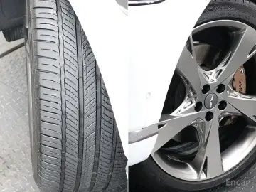2023 Genesis GV80 с пробегом 23 052 км