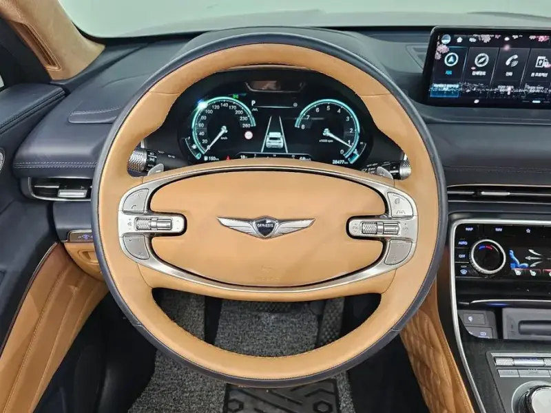2023 Genesis GV80 с пробегом 28 477 км