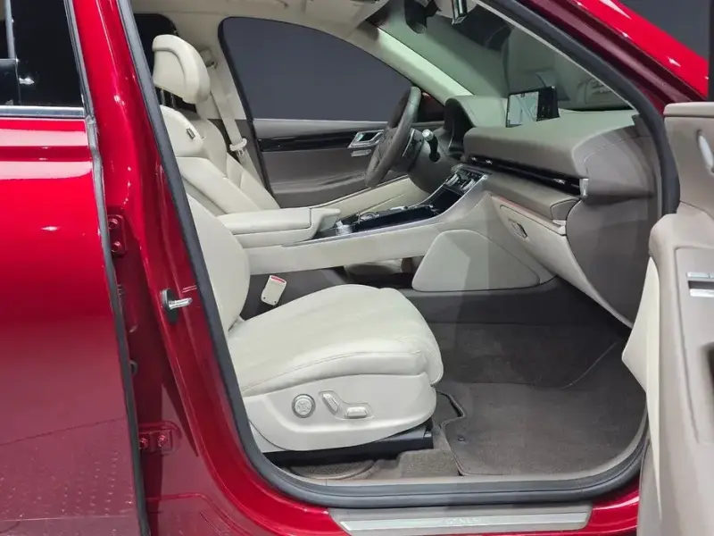 2023 Genesis GV80 с пробегом 57 069 км