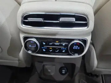 2023 Genesis GV80 с пробегом 57 069 км