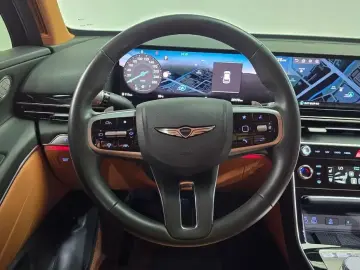 2023 Genesis GV80 с пробегом 29 179 км