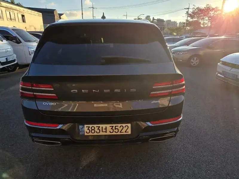 2023 Genesis GV80 с пробегом 98 383 км