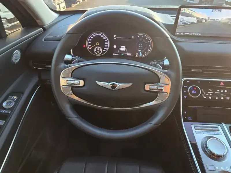 2023 Genesis GV80 с пробегом 98 383 км