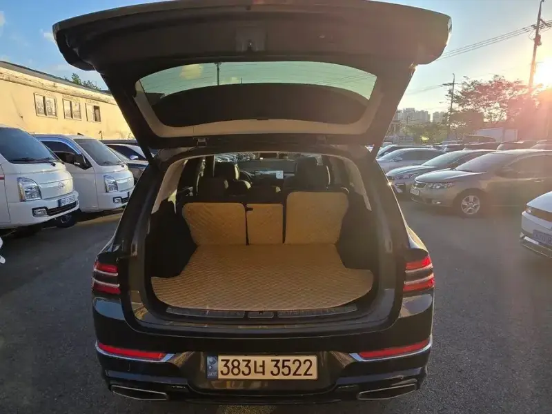 2023 Genesis GV80 с пробегом 98 383 км