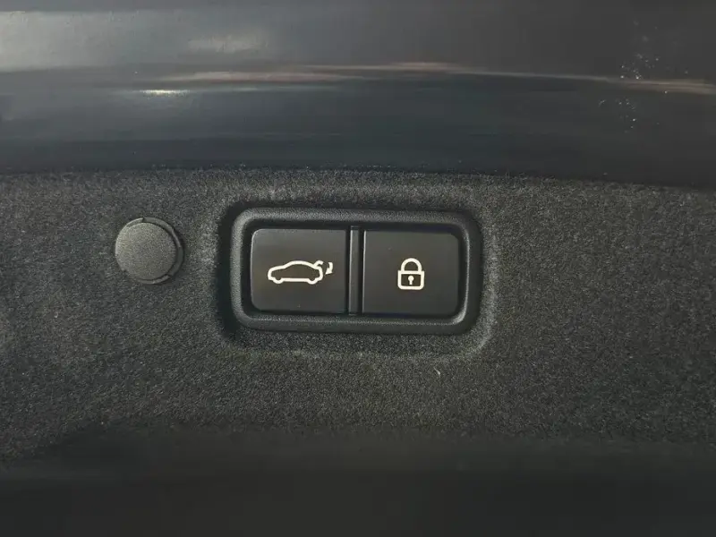 2020 Kia K7 с пробегом 81 056 км
