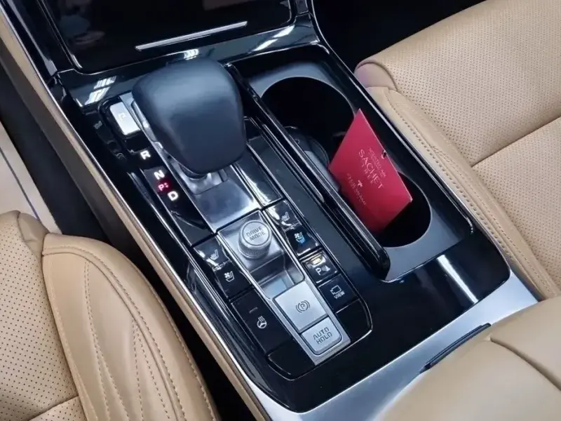 2020 Kia K7 с пробегом 83 815 км
