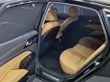 2020 Kia K7 с пробегом 83 815 км
