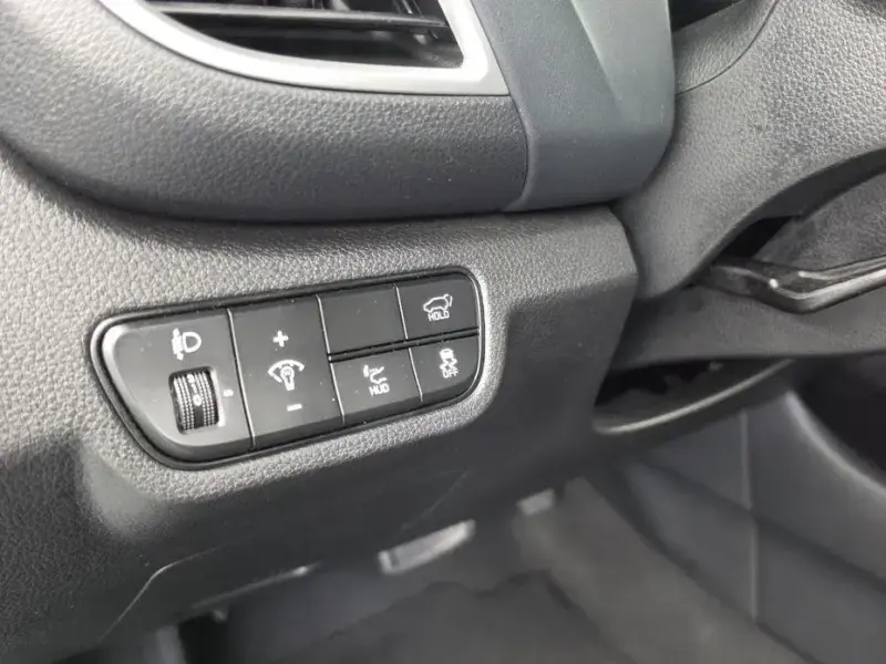 2023 Kia Seltos с пробегом 51 552 км