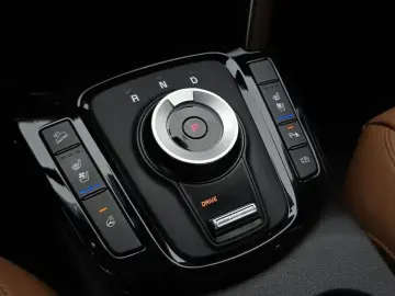2025 Kia Seltos с пробегом 27 863 км