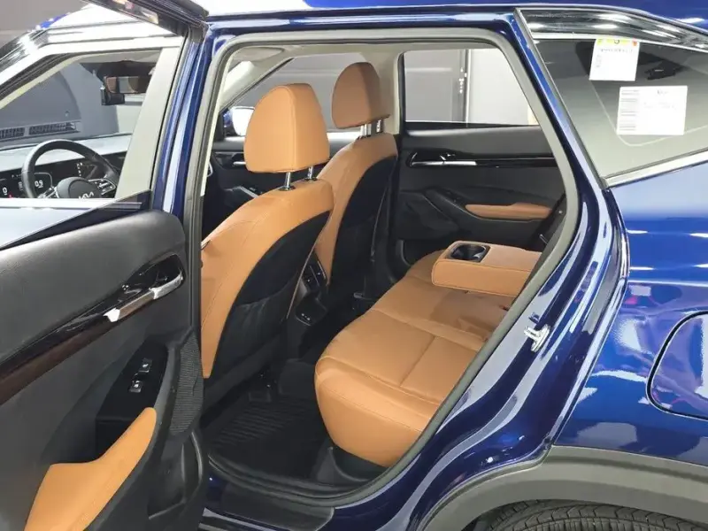 2025 Kia Seltos с пробегом 27 863 км
