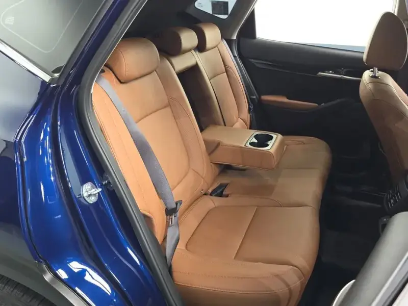 2025 Kia Seltos с пробегом 27 863 км