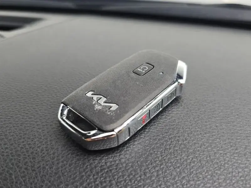 2025 Kia Seltos с пробегом 27 863 км