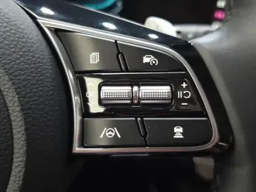 2025 Kia Seltos с пробегом 27 863 км