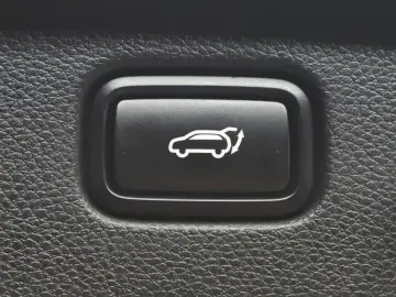 2025 Kia Seltos с пробегом 27 863 км